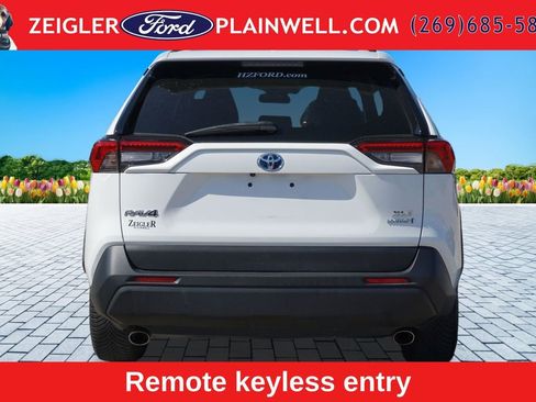 Used 2023 Toyota RAV4 XLE w/ XLE Grade Weather Package AWD/4WD image 4