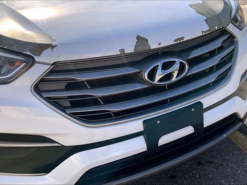 Used 2017 Hyundai Santa Fe Sport image 28