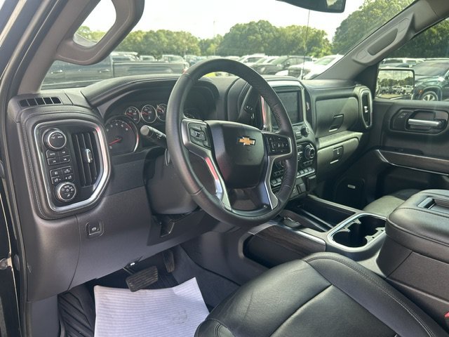 Used 2022 Chevrolet Silverado 1500 LTZ AWD/4WD image 21