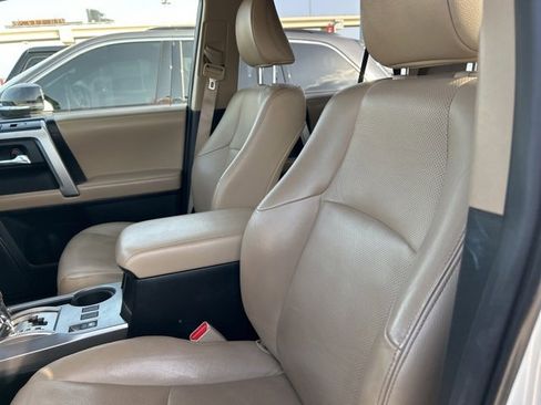 Used 2016 Toyota 4Runner Limited image 37