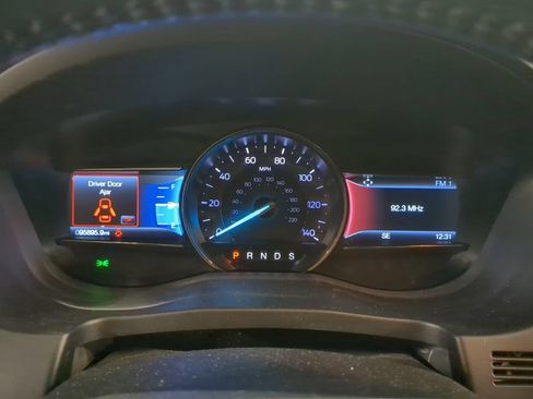 Used 2018 Ford Explorer XLT w/ Equipment Group 201A AWD/4WD image 20