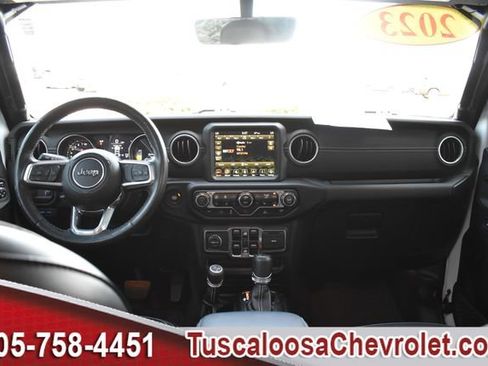 Used 2023 Jeep Wrangler Unlimited Sahara w/ Cold Weather Group AWD/4WD image 3