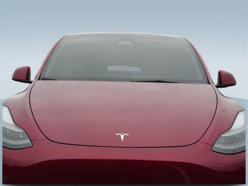 Used 2024 Tesla Model Y Long Range AWD/4WD image 38
