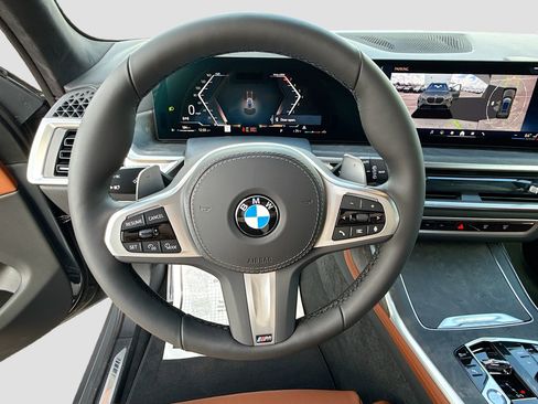 New 2026 BMW X7 xDrive40i w/ Executive Package image 40