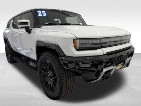 Used 2025 GMC Hummer EV 2X w/ LPO, Cargo Utility Package AWD/4WD image 9