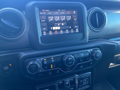 Certified 2022 Jeep Wrangler Unlimited Sport image 28