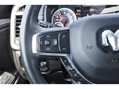 Used 2025 RAM 1500 Laramie AWD/4WD image 24