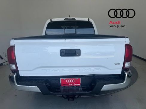 Used 2017 Toyota Tacoma SR5 w/ Tow Package RWD image 35