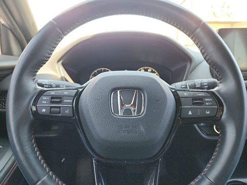 Used 2023 Honda HR-V Sport image 19
