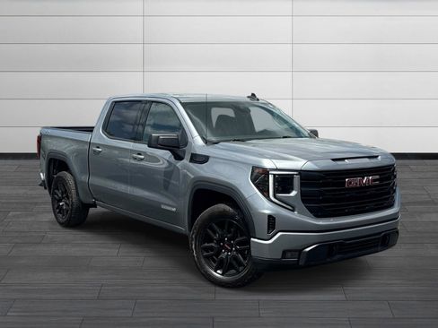 Used 2024 GMC Sierra 1500 Elevation AWD/4WD image 2