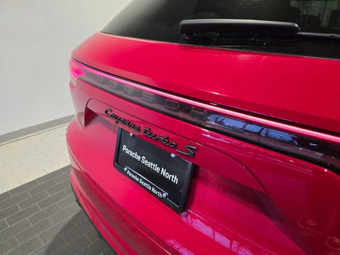 Used 2023 Porsche Cayenne Turbo S image 19