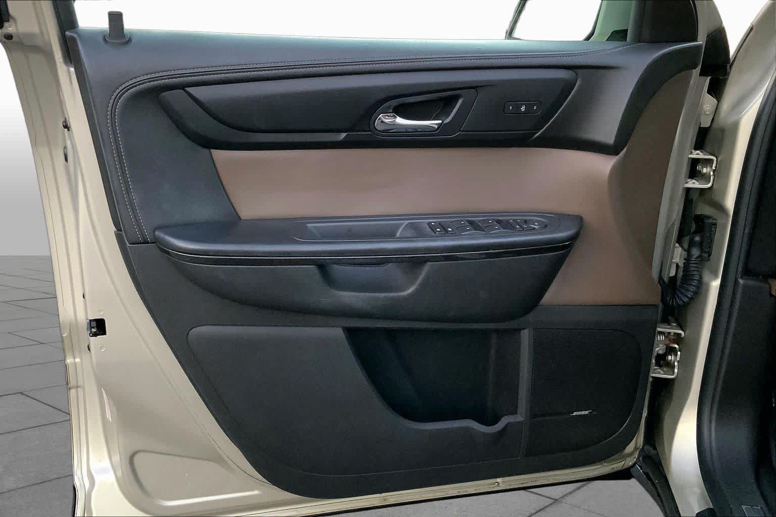 Used 2014 GMC Acadia SLT FWD image 19