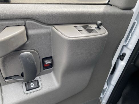 New 2025 Chevrolet Express 2500 w/ Driver Convenience Package image 44