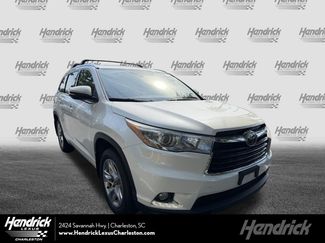 Used 2016 Toyota Highlander Limited Platinum AWD/4WD video 1