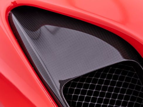 Used 2020 Ferrari 488 Pista Coupe RWD image 38