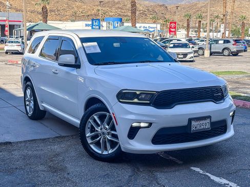 Used 2021 Dodge Durango GT RWD image 1