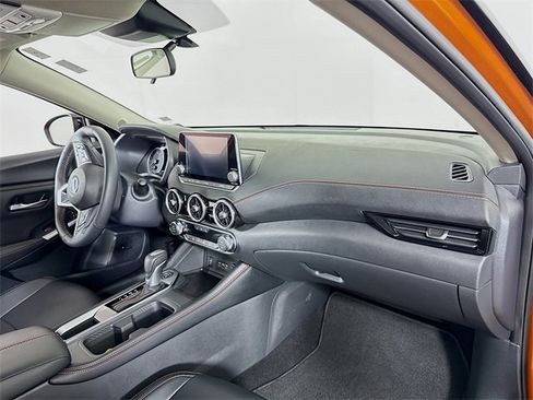 Certified 2025 Nissan Sentra SR w/ SR Premium Package image 26