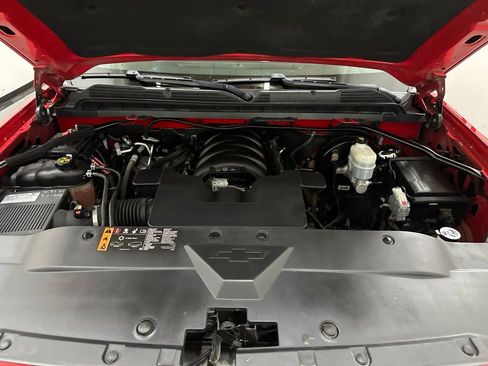 Used 2018 Chevrolet Silverado 1500 LT w/ All Star Edition AWD/4WD image 6