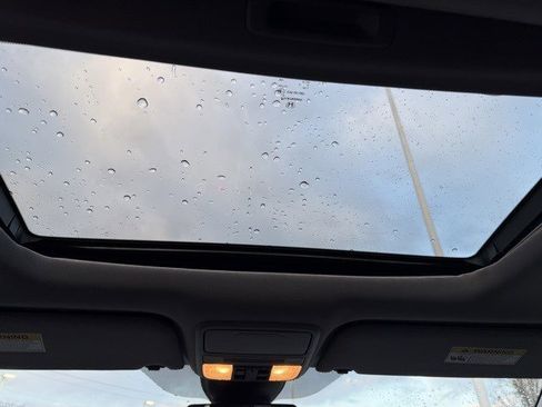 Used 2023 Honda Odyssey EX-L image 19