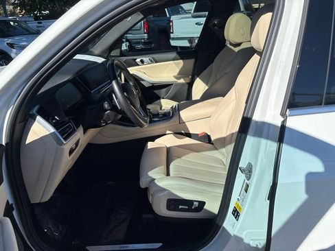 Used 2021 BMW X5 xDrive40i w/ Premium Package 2 AWD/4WD image 14