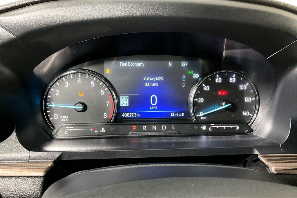 Used 2023 Ford Explorer Limited AWD/4WD image 20