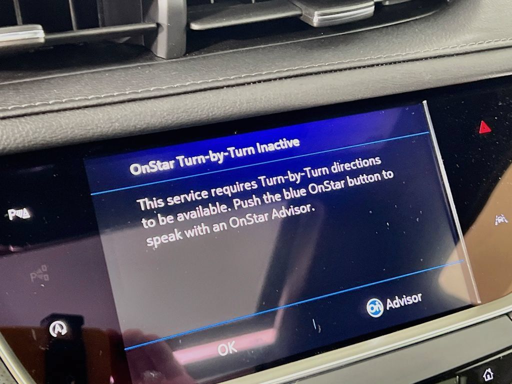 Certified 2024 Cadillac XT6 Luxury w/ LPO, Floor Liner Package AWD/4WD image 12