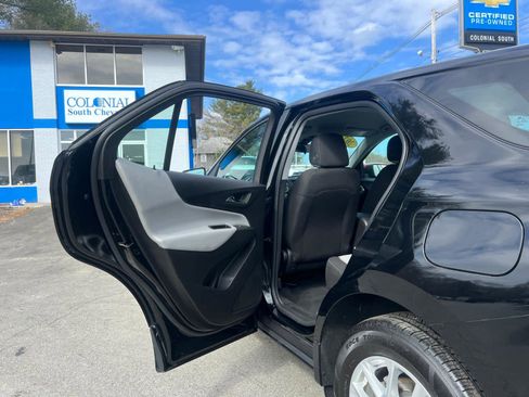 Certified 2023 Chevrolet Equinox LS AWD/4WD image 32