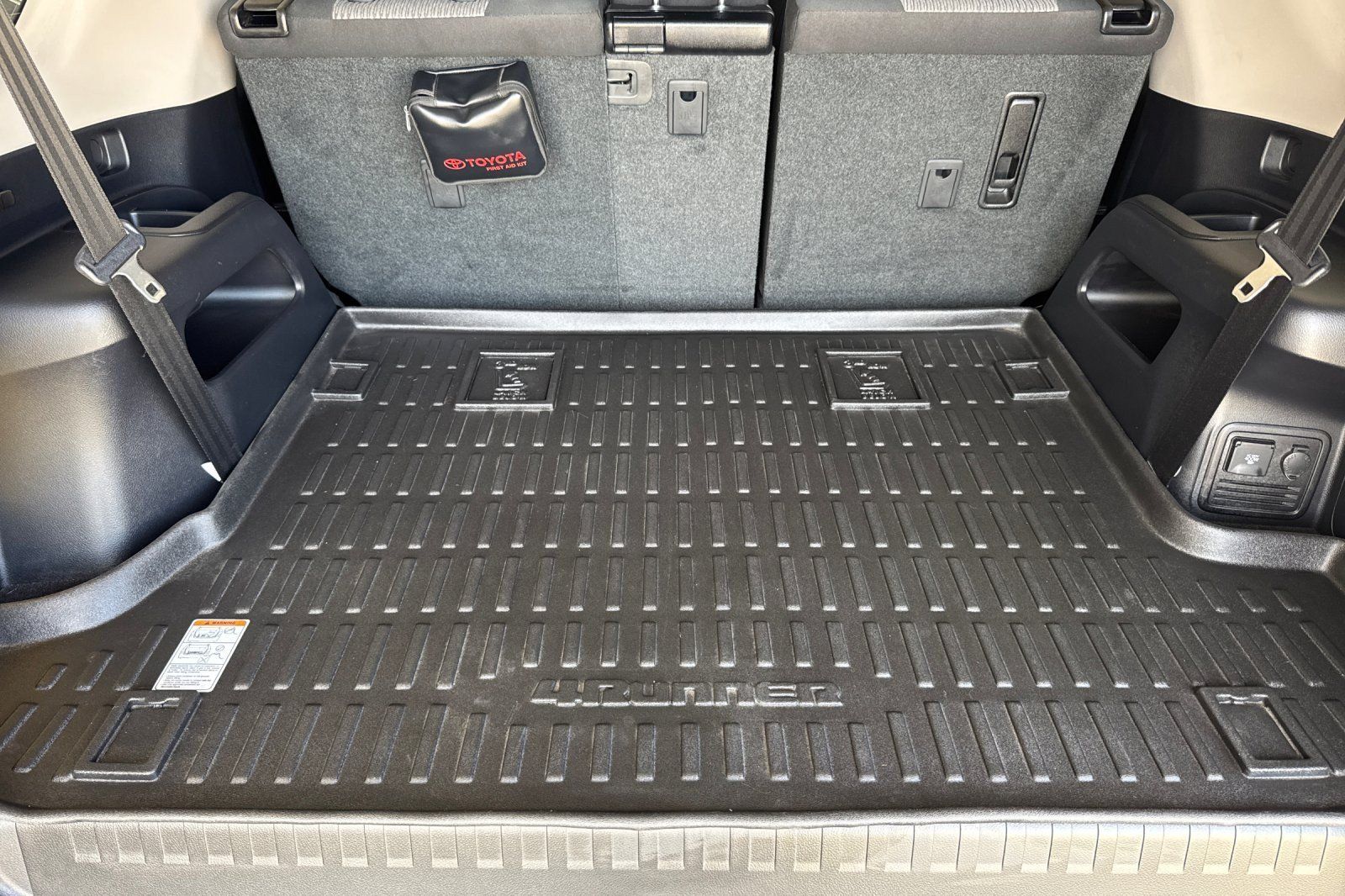 Used 2024 Toyota 4Runner SR5 AWD/4WD image 14