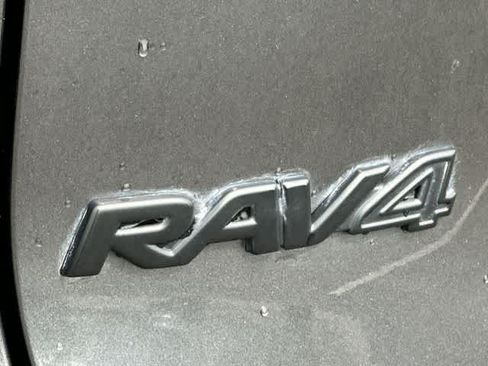 Used 2025 Toyota RAV4 LE AWD/4WD image 17