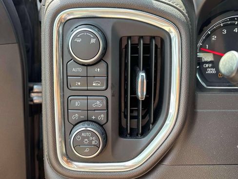 Used 2019 Chevrolet Silverado 1500 LTZ w/ Safety Package AWD/4WD image 8