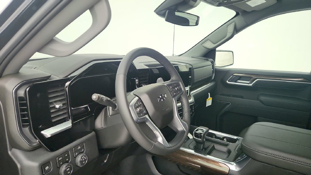 New 2026 Chevrolet Silverado 1500 RST AWD/4WD image 14