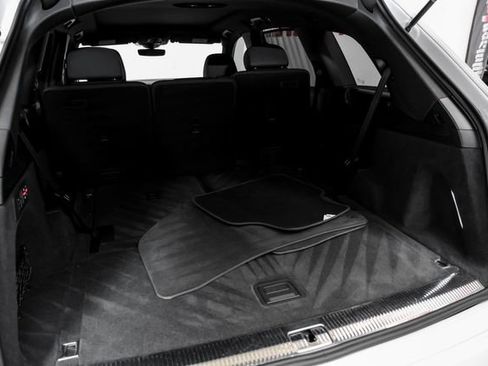 Used 2023 Audi Q7 3.0T Prestige w/ Prestige Package AWD/4WD image 51