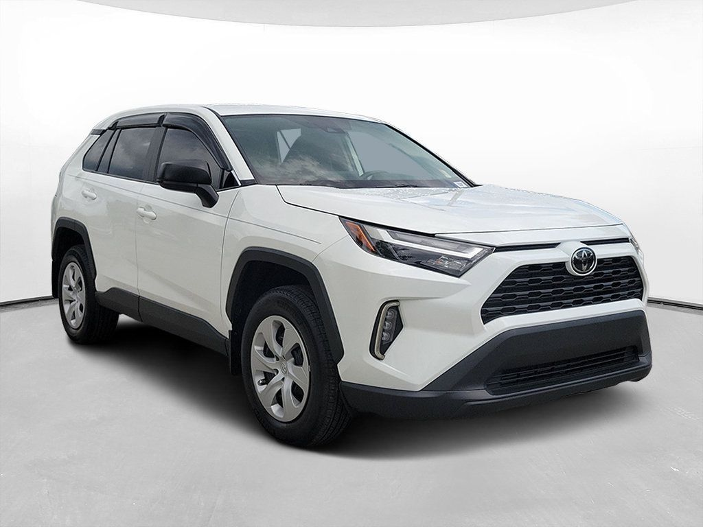 Certified 2024 Toyota RAV4 LE AWD/4WD image 3