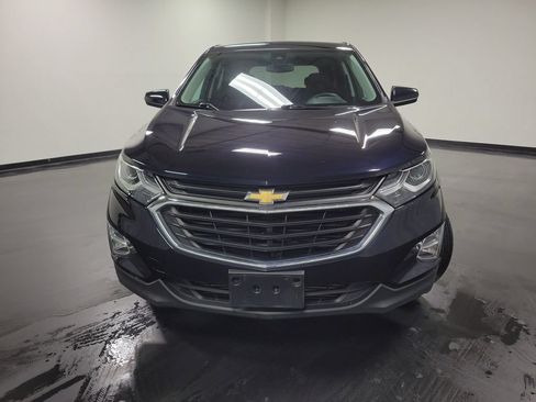 Used 2020 Chevrolet Equinox LT w/ Driver Convenience Package AWD/4WD image 3