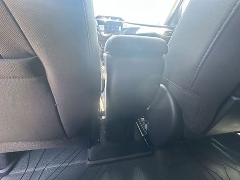 Certified 2023 Chevrolet TrailBlazer LT w/ Convenience Package FWD image 23