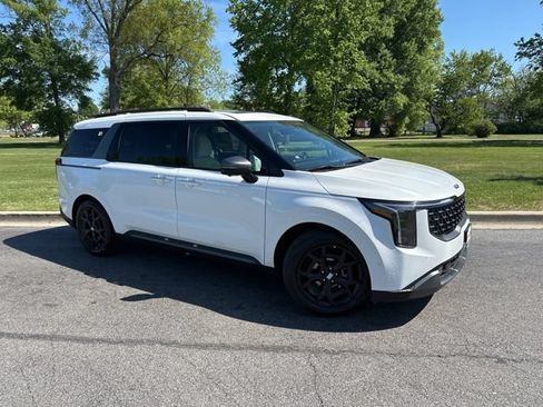 New 2026 Kia Carnival SX w/ SX Dark Edition Package FWD image 2