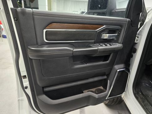Used 2024 RAM 2500 Laramie w/ Safety Group AWD/4WD image 15