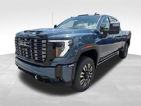 New 2026 GMC Sierra 2500 Denali Ultimate AWD/4WD image 3