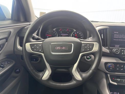 Used 2022 GMC Terrain SLT w/ Infotainment Package II FWD image 19