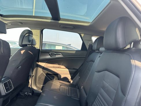 Used 2023 Kia Sportage SX AWD/4WD image 5