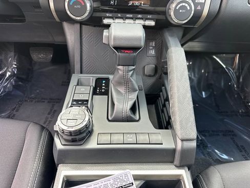 Certified 2026 Toyota Tacoma TRD Off-Road AWD/4WD image 26