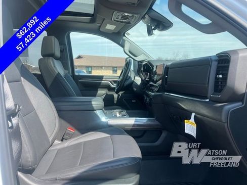 Used 2025 Chevrolet Silverado 2500 LTZ w/ LTZ Plus Package image 27
