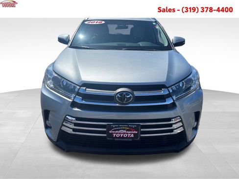 Certified 2018 Toyota Highlander Limited AWD/4WD image 10