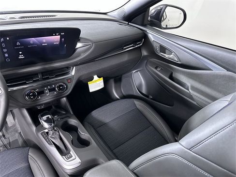 New 2026 Buick Envista Preferred w/ Convenience I Package image 35