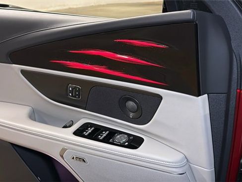 New 2026 Lincoln Nautilus Reserve w/ Jet Appearance Package image 33