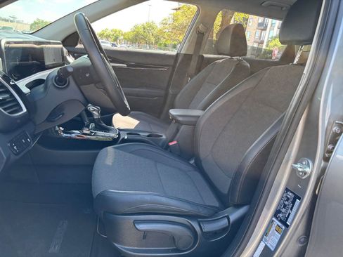 Used 2025 Kia Seltos S FWD image 22