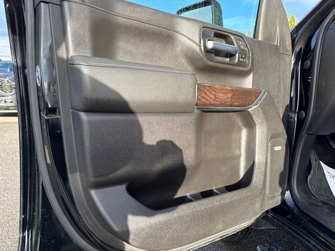 Used 2020 GMC Sierra 3500 Denali w/ Denali Ultimate Package AWD/4WD image 23