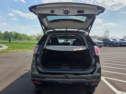 Used 2015 Nissan Rogue SL w/ SL Premium Package FWD image 12
