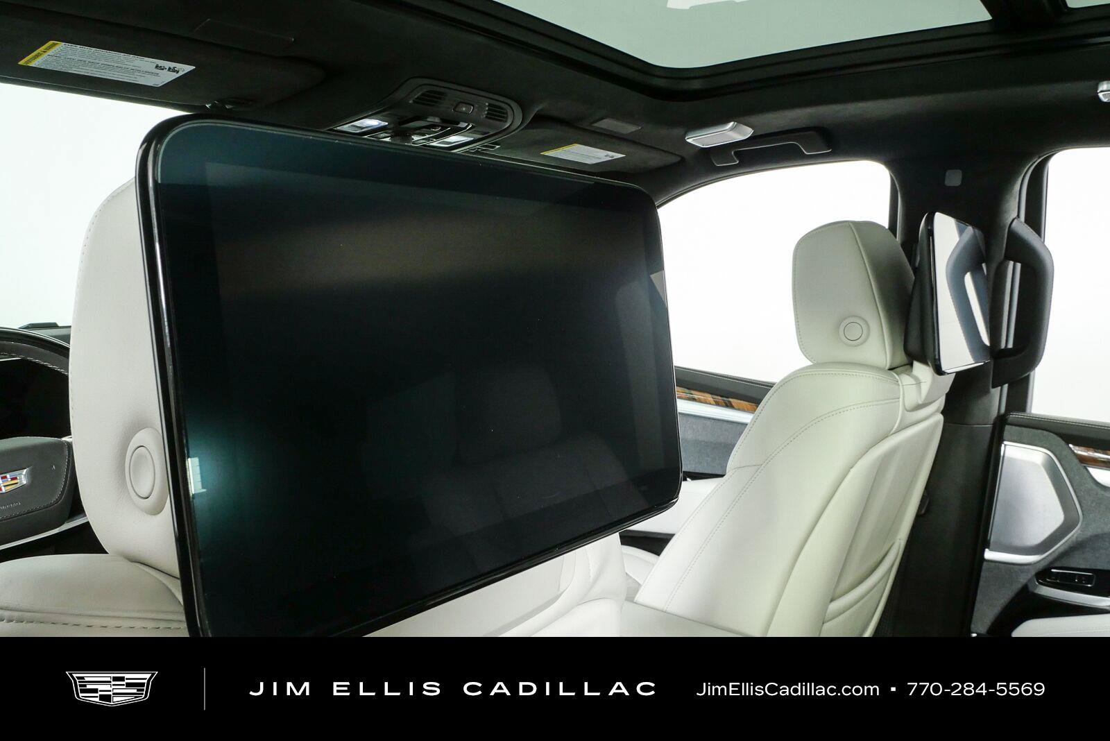 Used 2025 Cadillac Escalade Sport Platinum AWD/4WD image 19