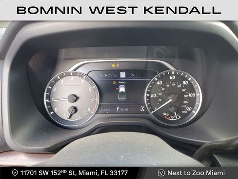 Used 2021 Nissan Titan Platinum Reserve w/ Moonroof Package image 32